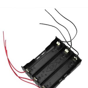 Carcasa 3x 18650 cu fire pentru fiecare slot in parte permite conectare in serie sau paralel