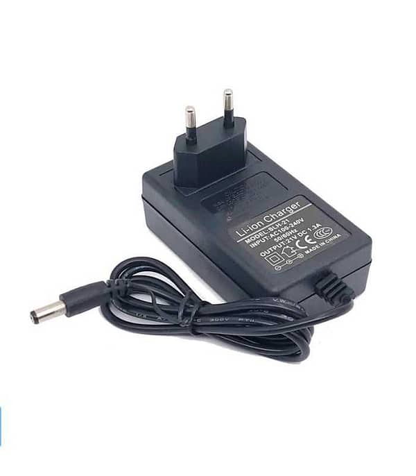 Incarcator acumulatori LI-ION 12.6V 2A alimentare 230V cu conector 5.5x2.5 mm